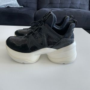 Michael Kors Embossed Olympia Trainer Black Size 7.5